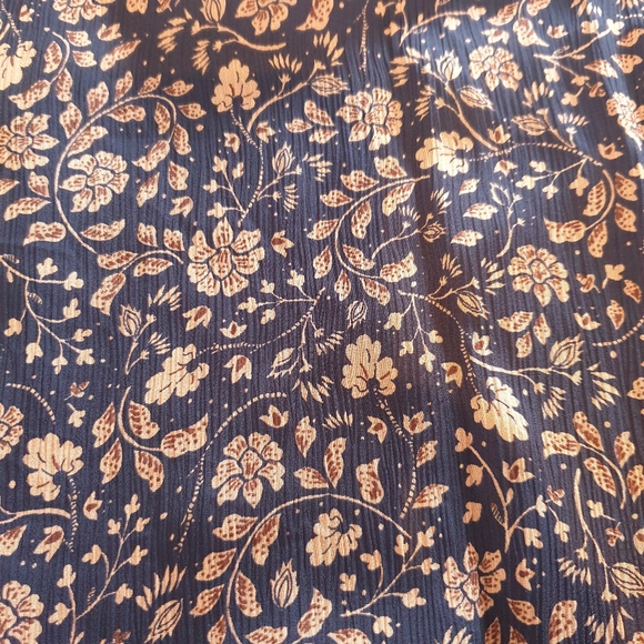 Witchery Flint blue floral bias cut skirt - Picture 2 of 6